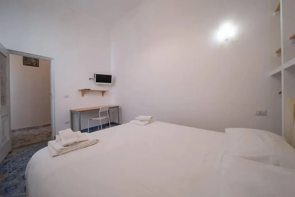 Appartement Casa Tarsia - Pignasecca Experience à Naples Italie