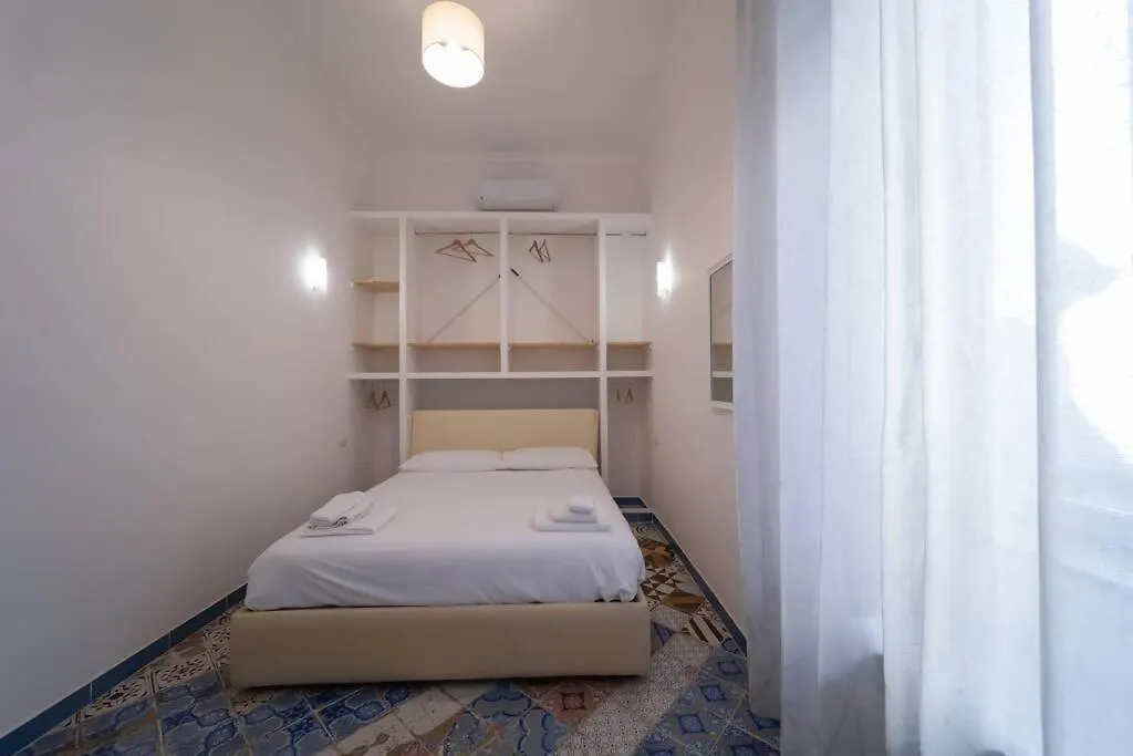 Appartement Casa Tarsia - Pignasecca Experience à Naples 0*,  Italie